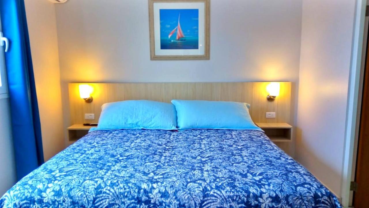 Rooi Santo Residence Palm Beach Extérieur photo