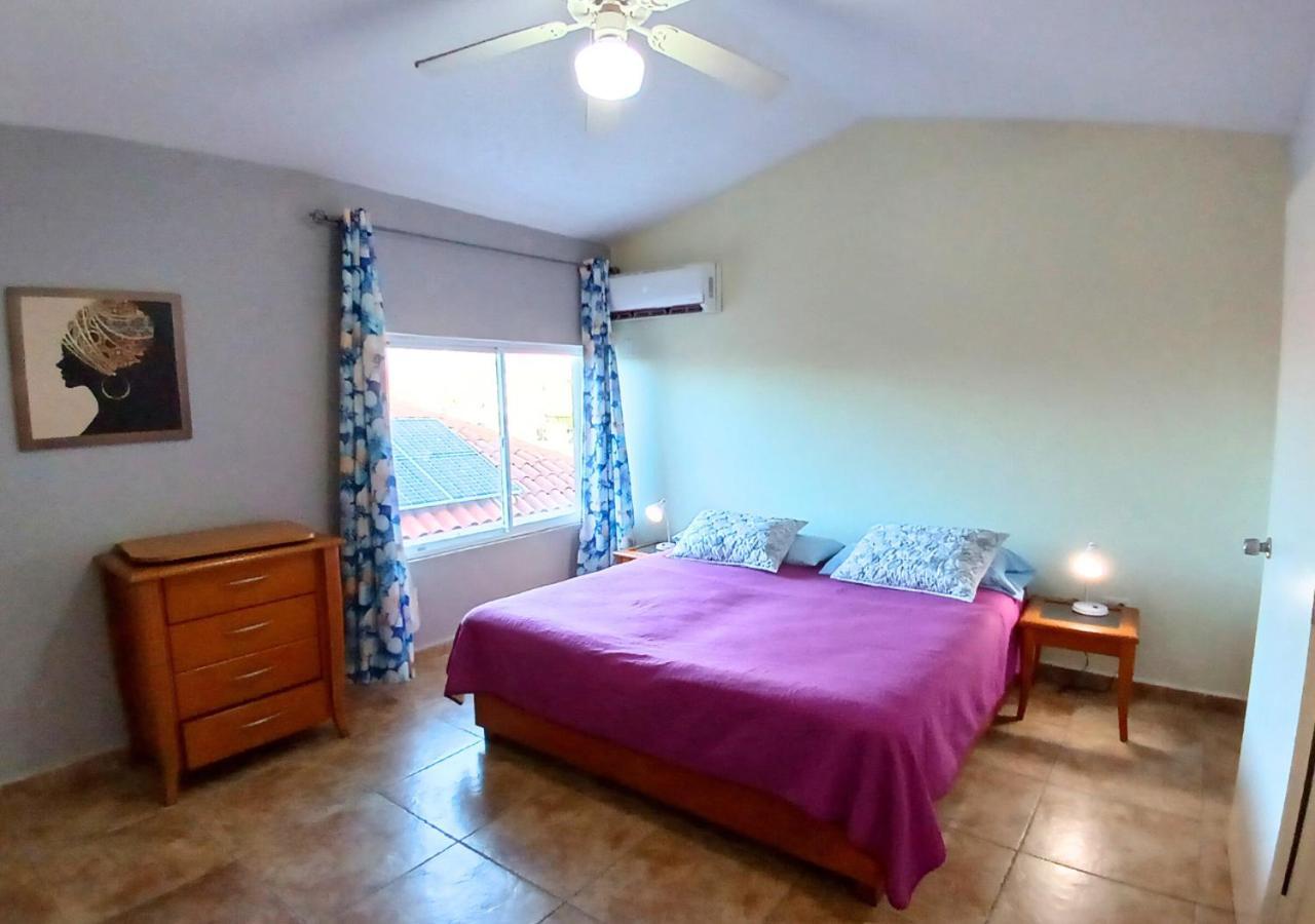 Rooi Santo Residence Palm Beach Extérieur photo